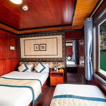 Legend Cruise Hotel Ха Лонг Екстериор снимка
