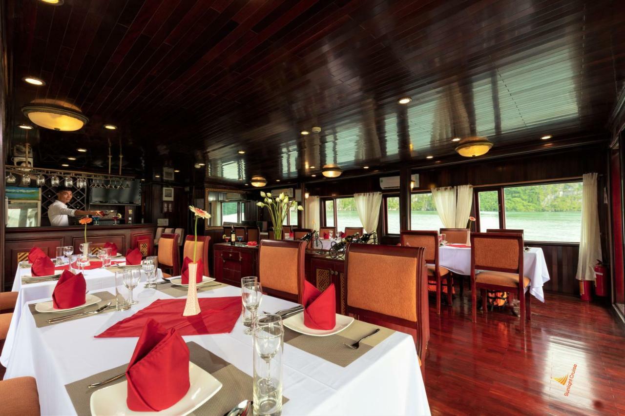 Legend Cruise Hotel Ха Лонг Екстериор снимка